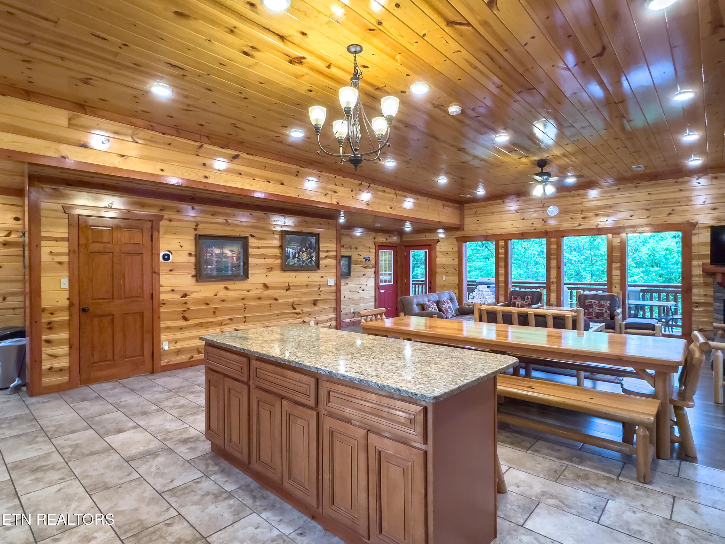 2316 Boulder Way Sevierville, TN 37862 - Photo 8 of 60 kitchen and dining