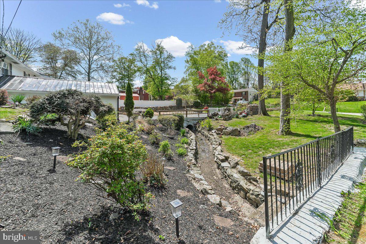 225 Chestnut Street Newtown Square, PA 19073 - Photo 41 of 46