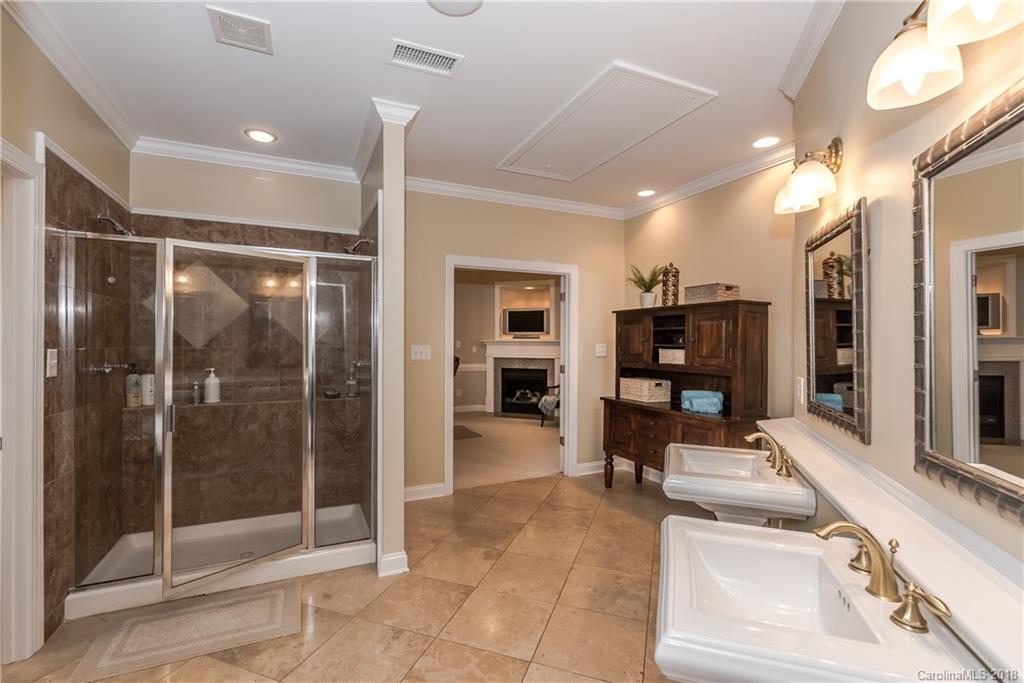 10932 Fox Hedge Road Matthews, NC 28105 - Photo 16 of 29 Gallery Image 16