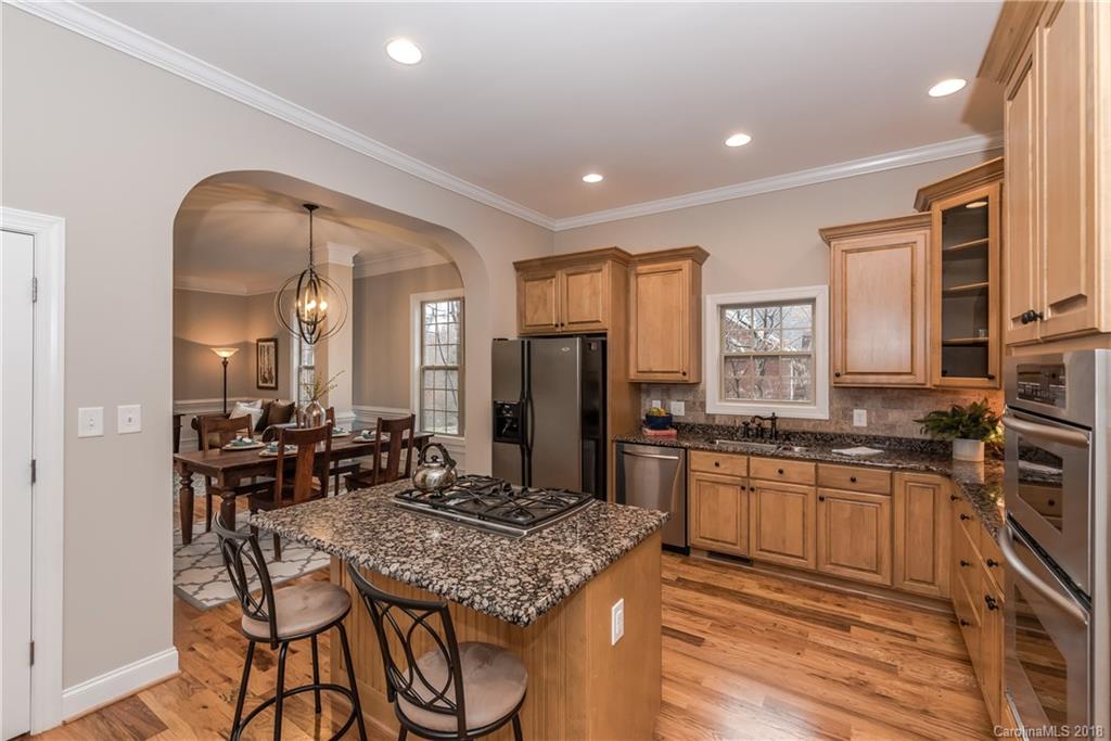 10932 Fox Hedge Road Matthews, NC 28105 - Photo 8 of 29 Gallery Image 8