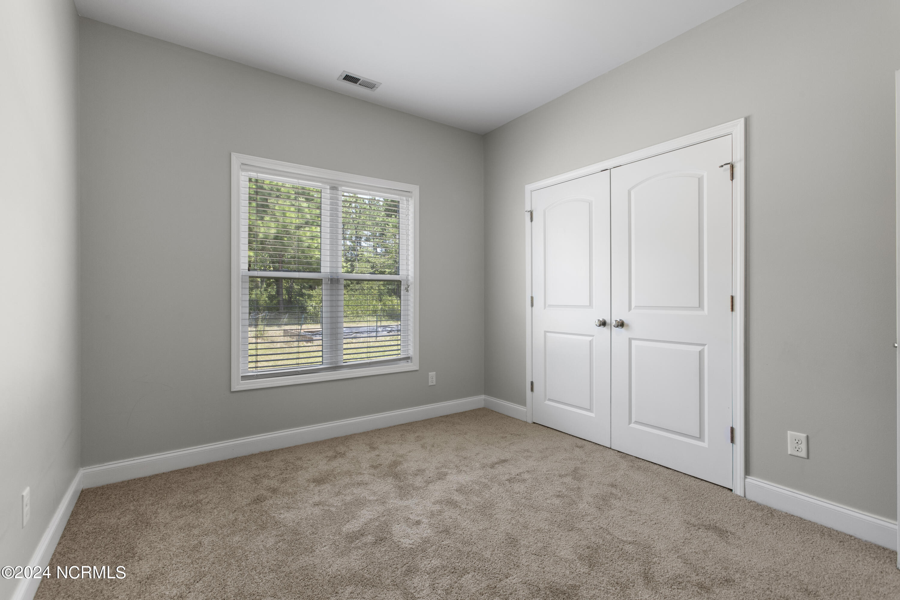 323 Folkstone Road Holly Ridge, NC 28445 - Photo 15 of 20 15 (1)