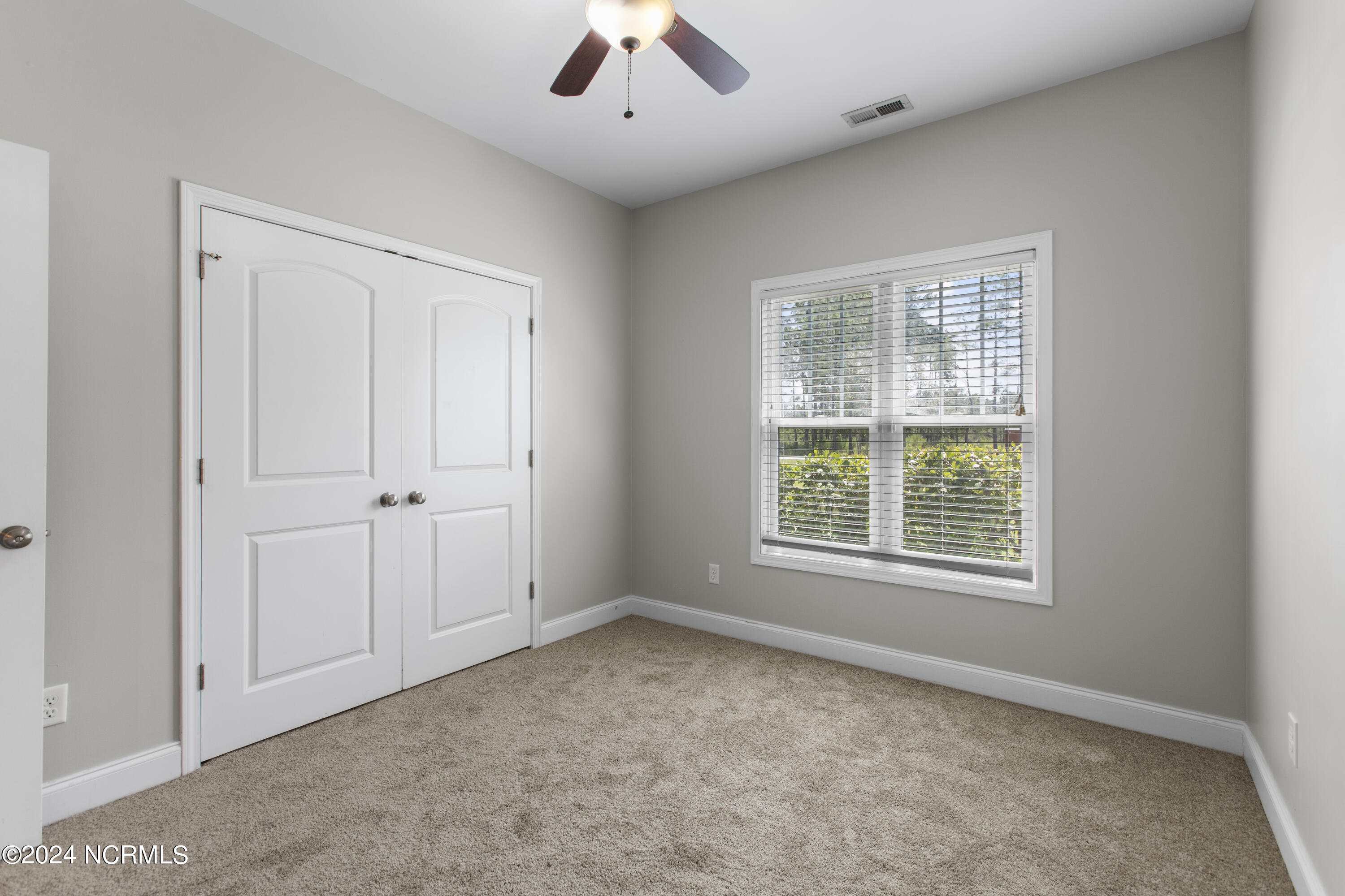 323 Folkstone Road Holly Ridge, NC 28445 - Photo 17 of 20 17 (1)
