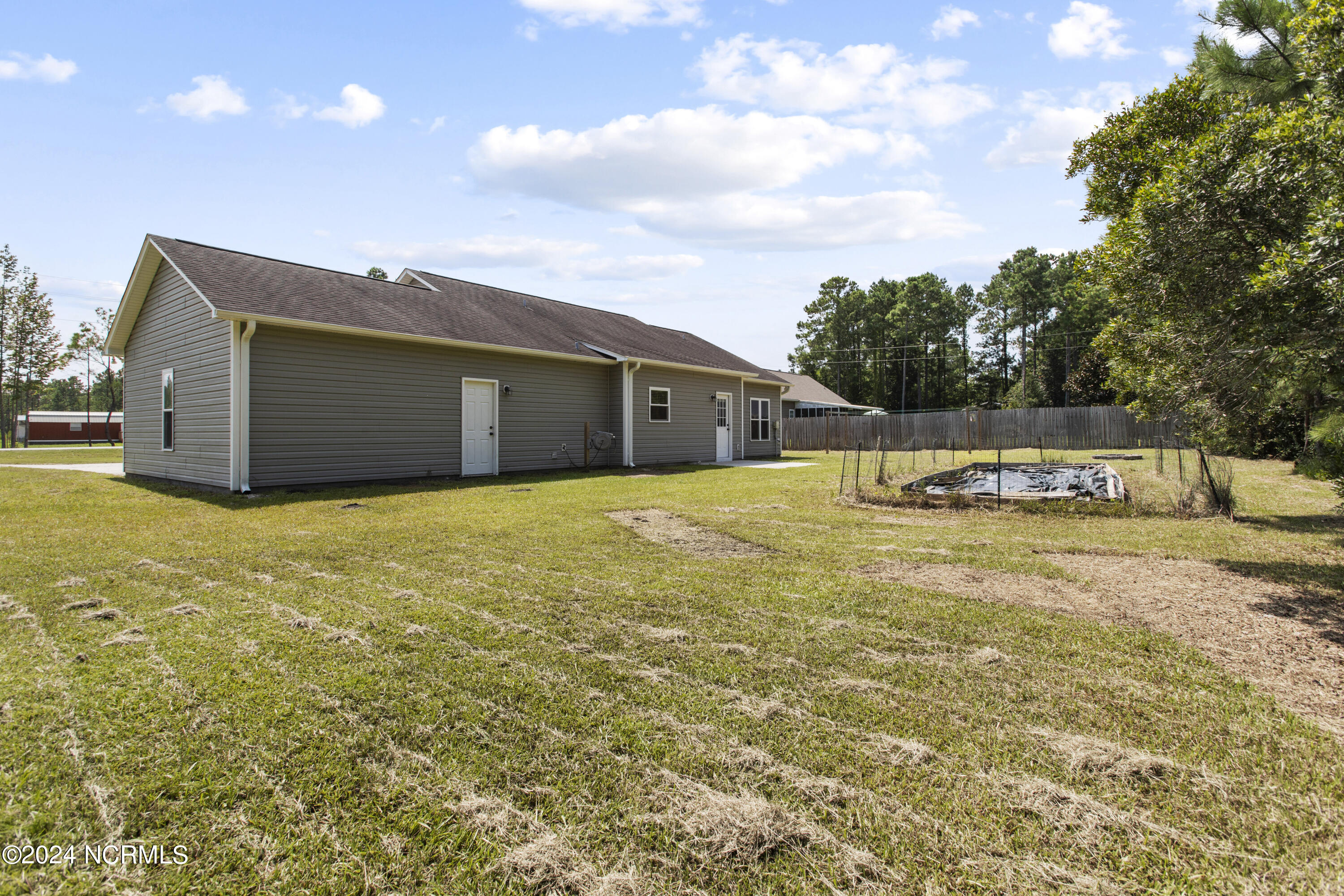 323 Folkstone Road Holly Ridge, NC 28445 - Photo 19 of 20 19