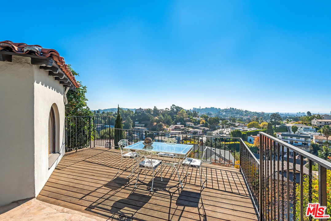 3551 Lowry Road Los Angeles, CA 90027 - Photo 41 of 50 a view of roof deck with patio