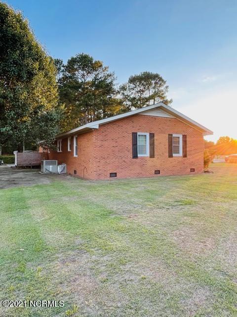 4714 Bearskin Road Clinton, NC 28328 - Photo 32 of 38 IMG_0195