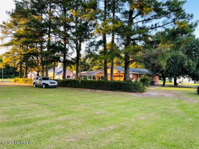 4714 Bearskin Road Clinton, NC 28328 - Photo 37 of 38 IMG_0176
