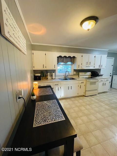 4714 Bearskin Road Clinton, NC 28328 - Photo 10 of 38 IMG_0134