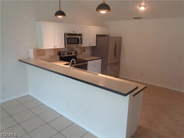 $394,900 | 334-336 Poplar Street, Lehigh Acres, FL 33974