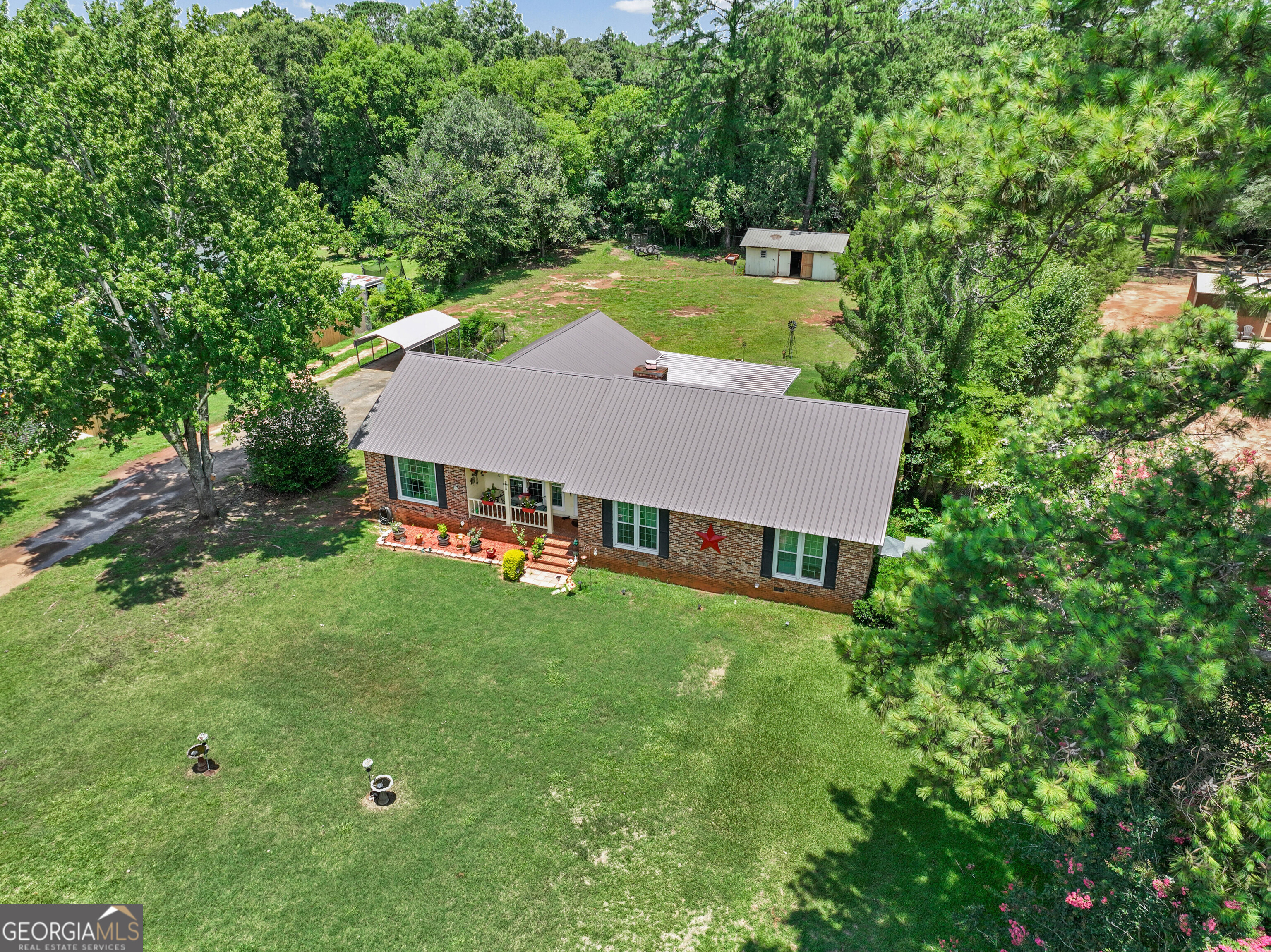 3511 West Surrey Road Albany, GA 31721 - Photo 4 of 28