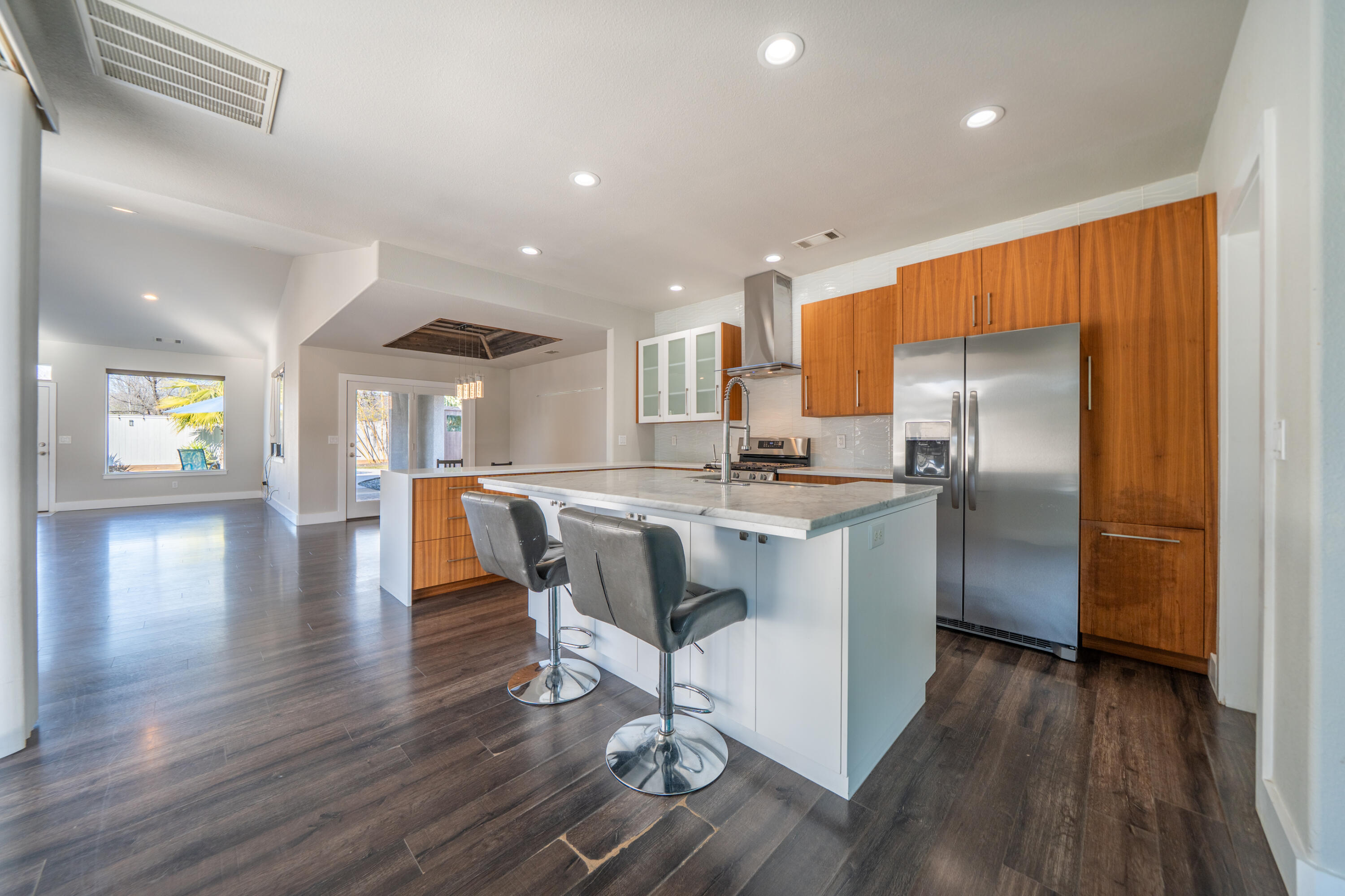 19340 Carnegie Court Redding, CA 96003 - Photo 19 of 62 19340 Carnegie Ct-30