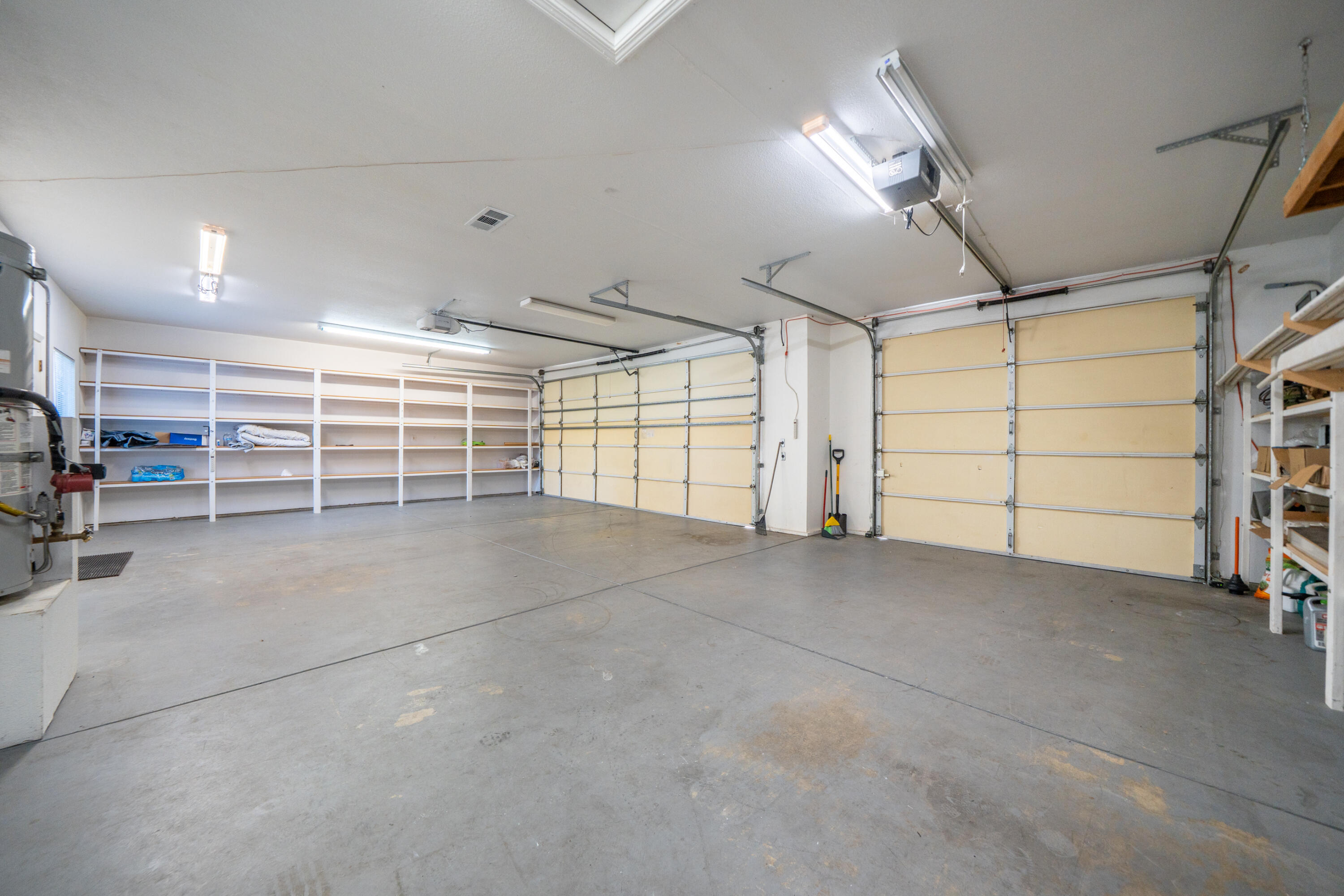 19340 Carnegie Court Redding, CA 96003 - Photo 35 of 62 19340 Carnegie Ct-49