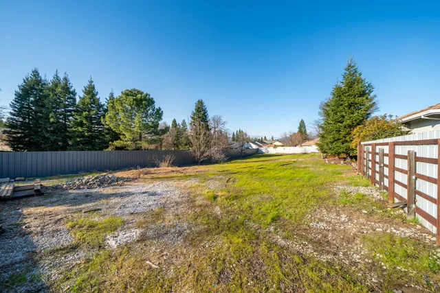 $795,000 | 19340 Carnegie Court, Redding, CA 96003