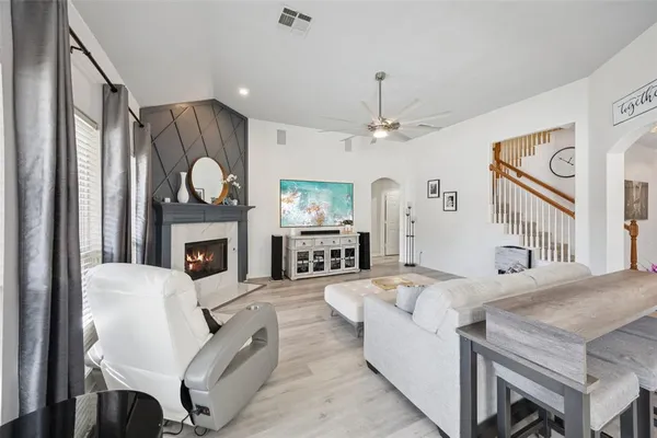 $420,000 | 1404 Southern Pine Drive, Savannah, TX 76227