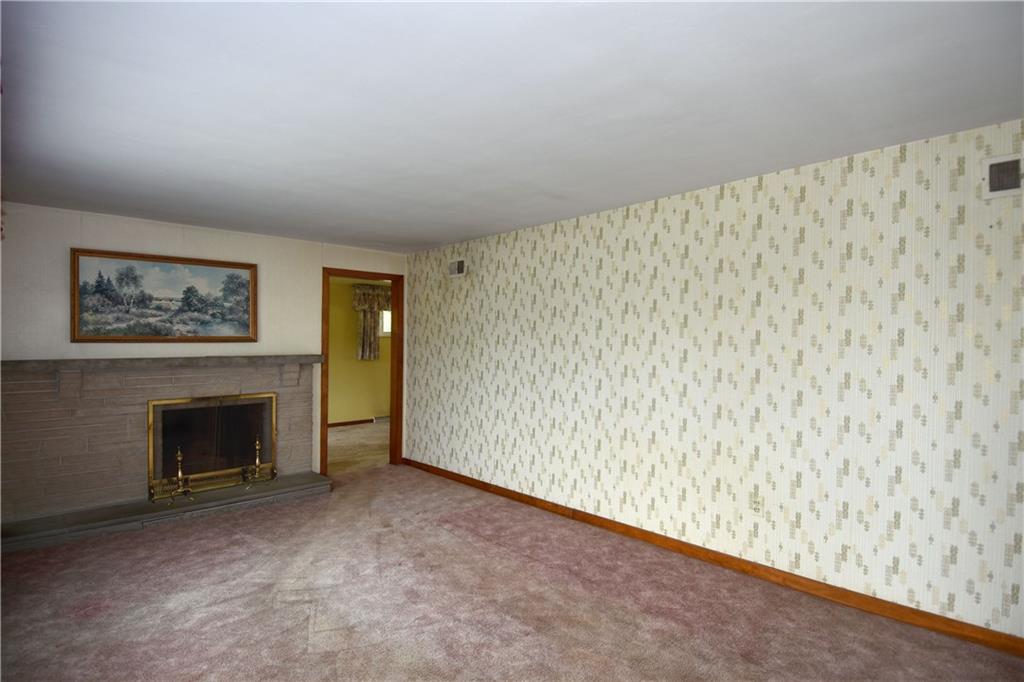 2421 Rochester Road Sewickley, PA 15143 - Photo 4 of 22 Gallery Image 4