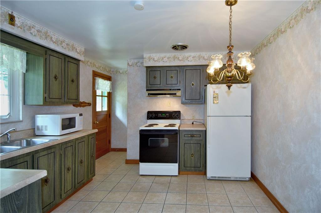 2421 Rochester Road Sewickley, PA 15143 - Photo 9 of 22 Gallery Image 9