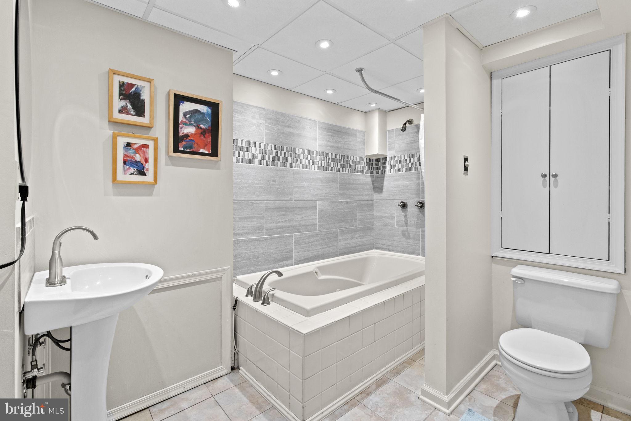 437 Crescent Road Wyncote, PA 19095 - Photo 42 of 53 Full bathroom in lower level