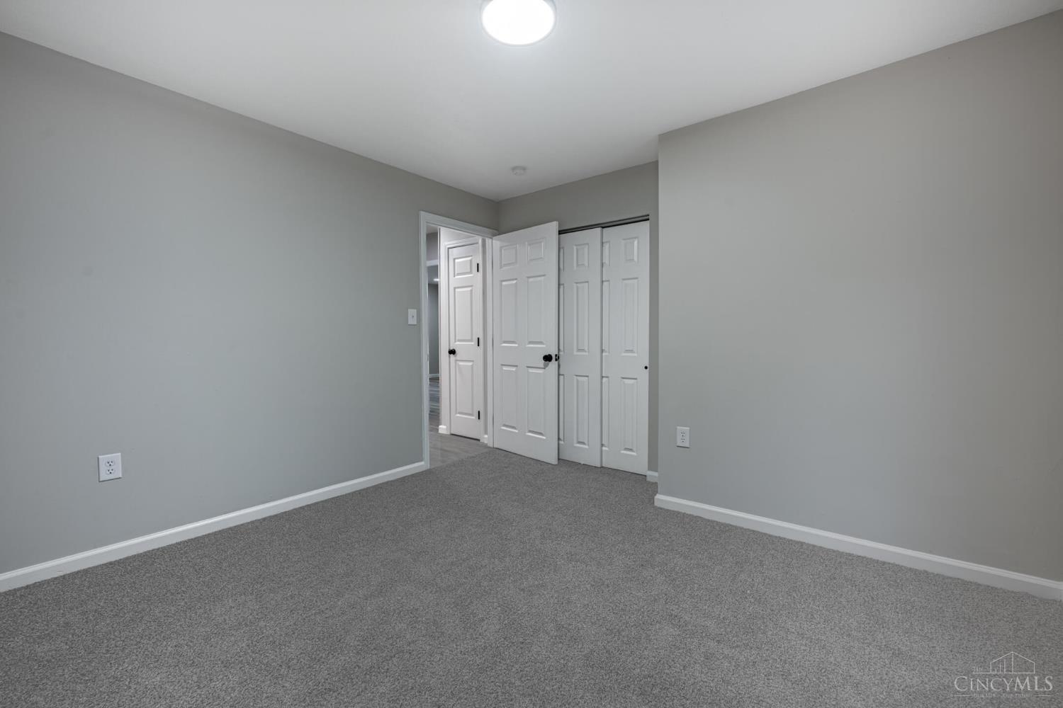 8469 Corlee Road Middletown, OH 45042 - Photo 12 of 17 Gallery Image 12