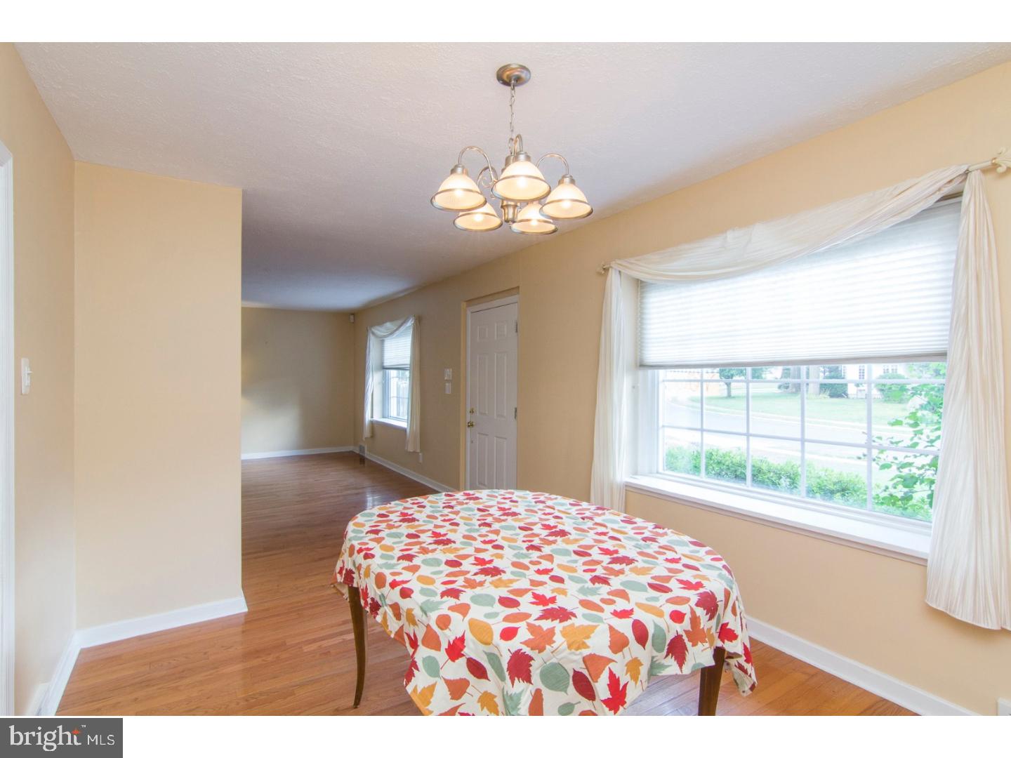 40 Belair Road Warminster, PA 18974 - Photo 3 of 25 Dining Room