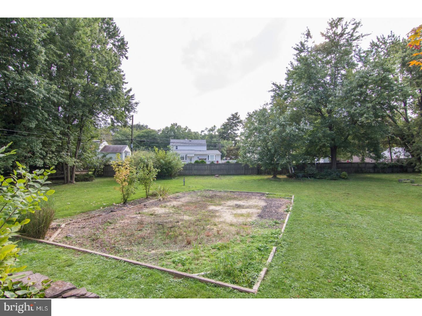 40 Belair Road Warminster, PA 18974 - Photo 24 of 25 Back Yard