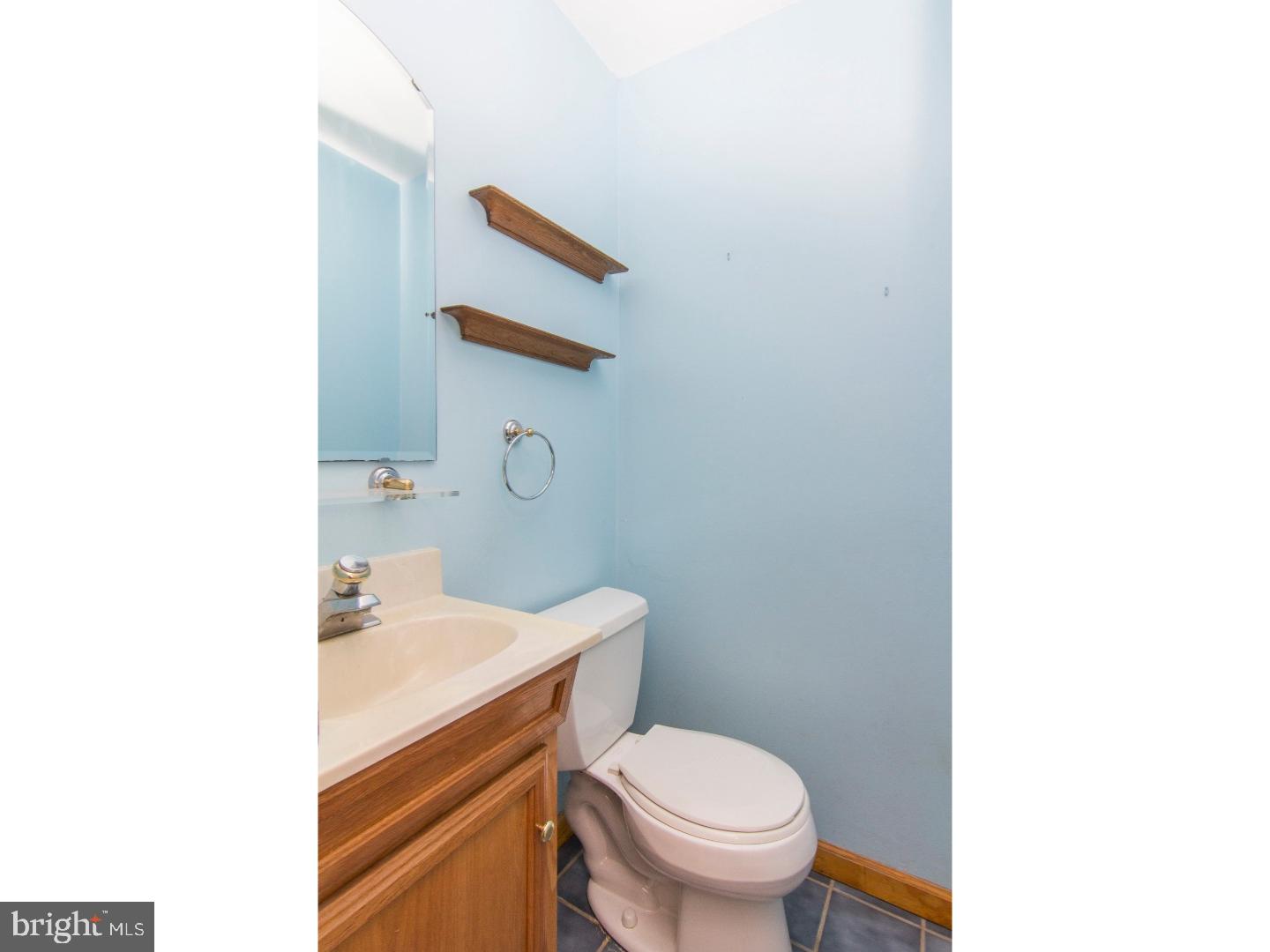 40 Belair Road Warminster, PA 18974 - Photo 10 of 25 Half Bath