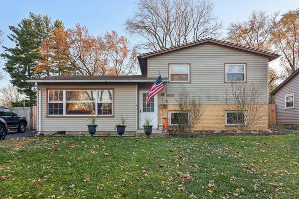 $299,000 | 18637 Karen Lane, Gurnee, IL 60031