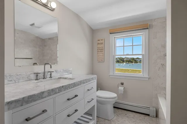 $4,900,000 | 346 Morris Island Road, Chatham, MA 02633