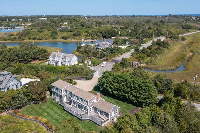 $4,900,000 | 346 Morris Island Road, Chatham, MA 02633