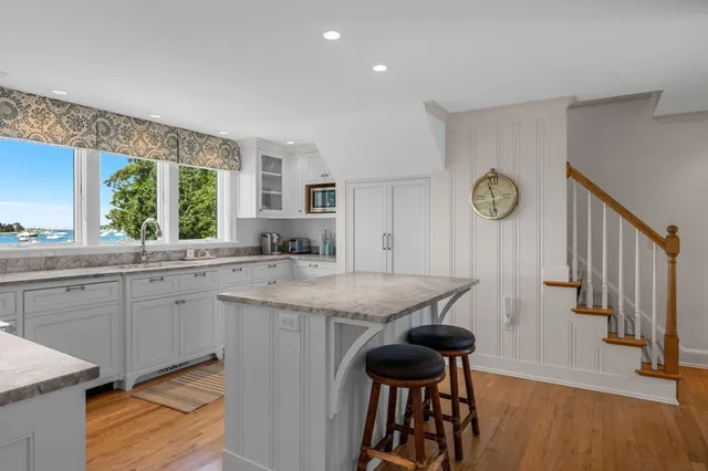 $4,900,000 | 346 Morris Island Road, Chatham, MA 02633