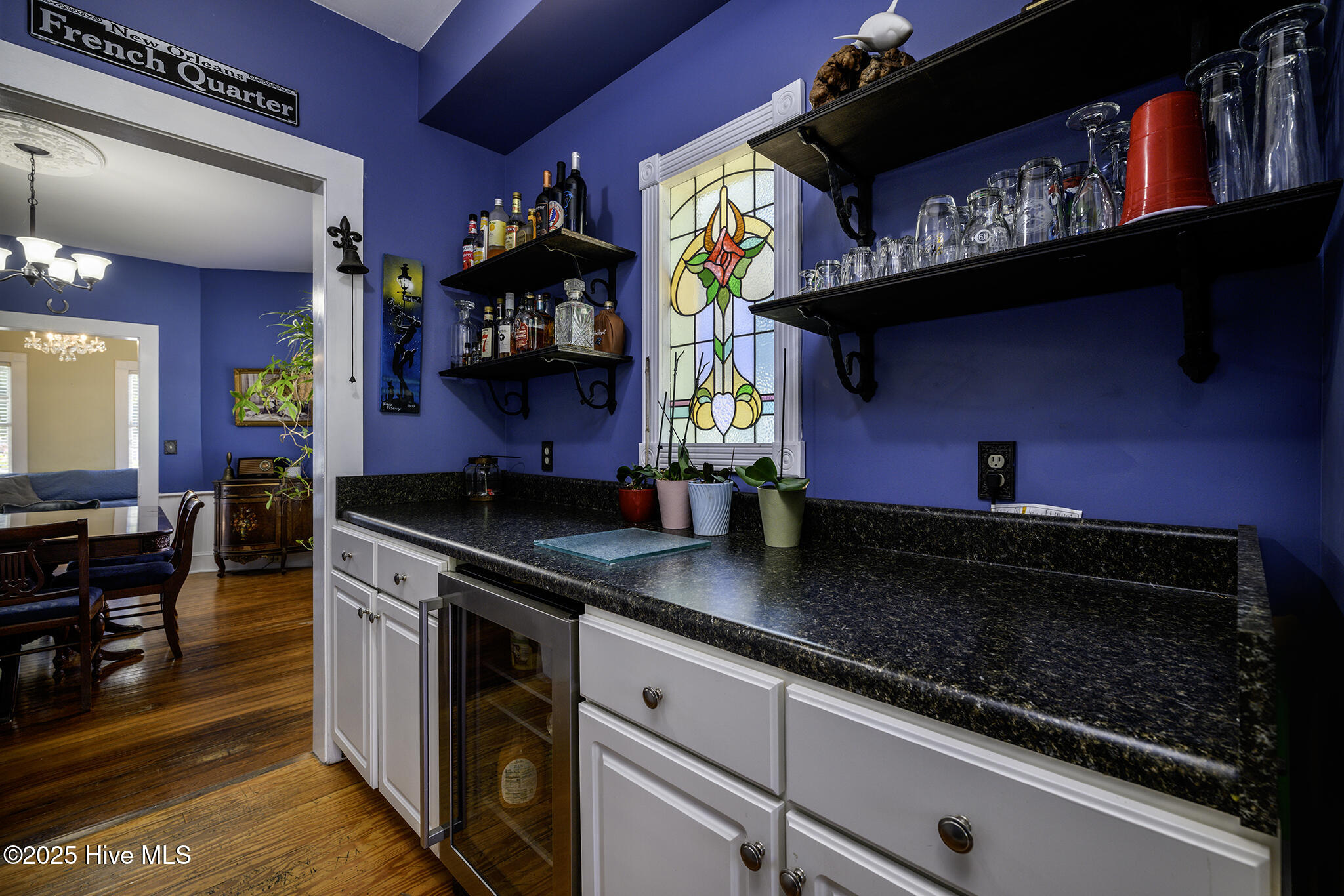 406 Queen Street New Bern, NC 28560 - Photo 20 of 69 Bar