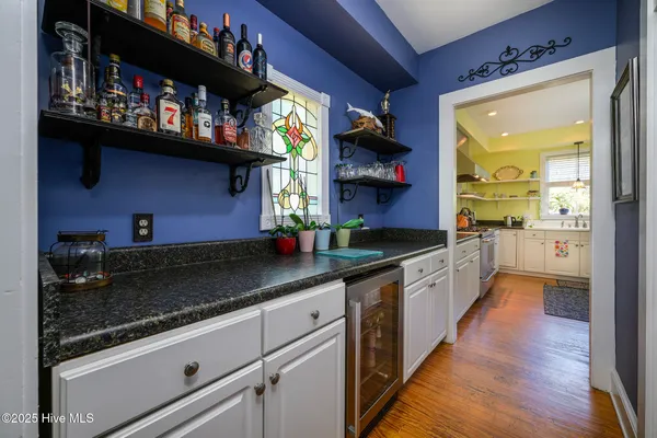 $460,000 | 406 Queen Street, New Bern, NC 28560