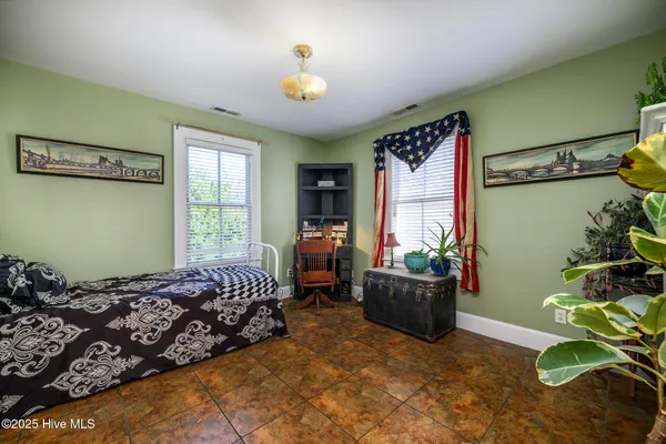 $460,000 | 406 Queen Street, New Bern, NC 28560