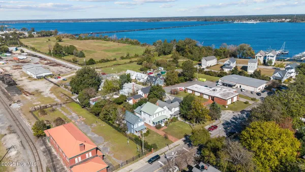 $460,000 | 406 Queen Street, New Bern, NC 28560