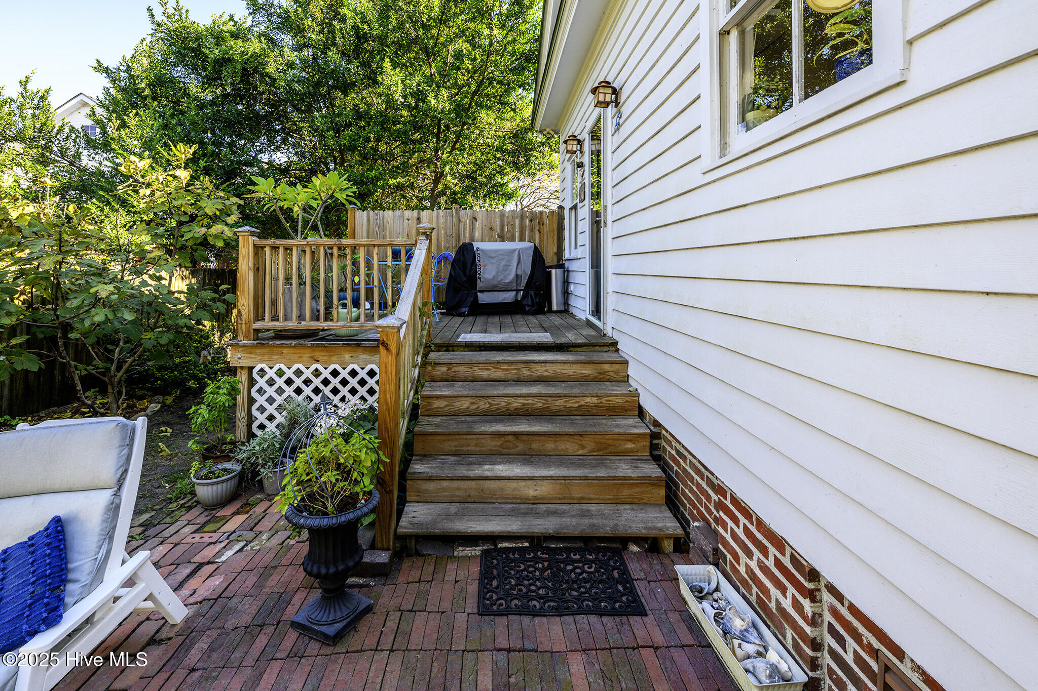 406 Queen Street New Bern, NC 28560 - Photo 51 of 69 Back Deck
