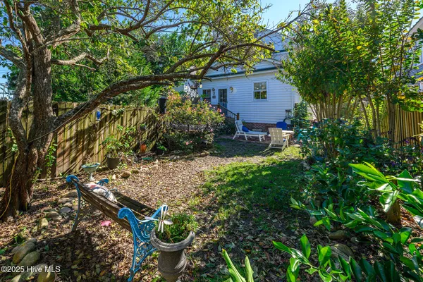 $460,000 | 406 Queen Street, New Bern, NC 28560