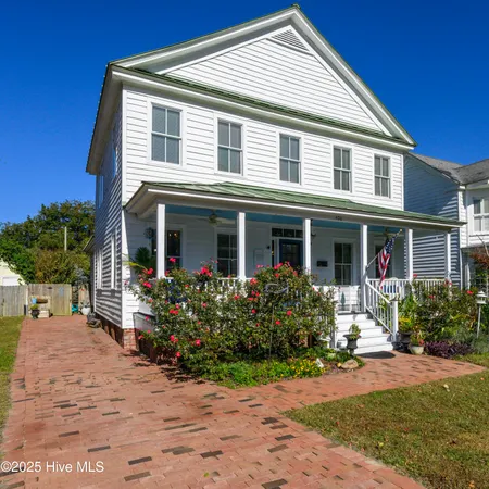 $460,000 | 406 Queen Street, New Bern, NC 28560