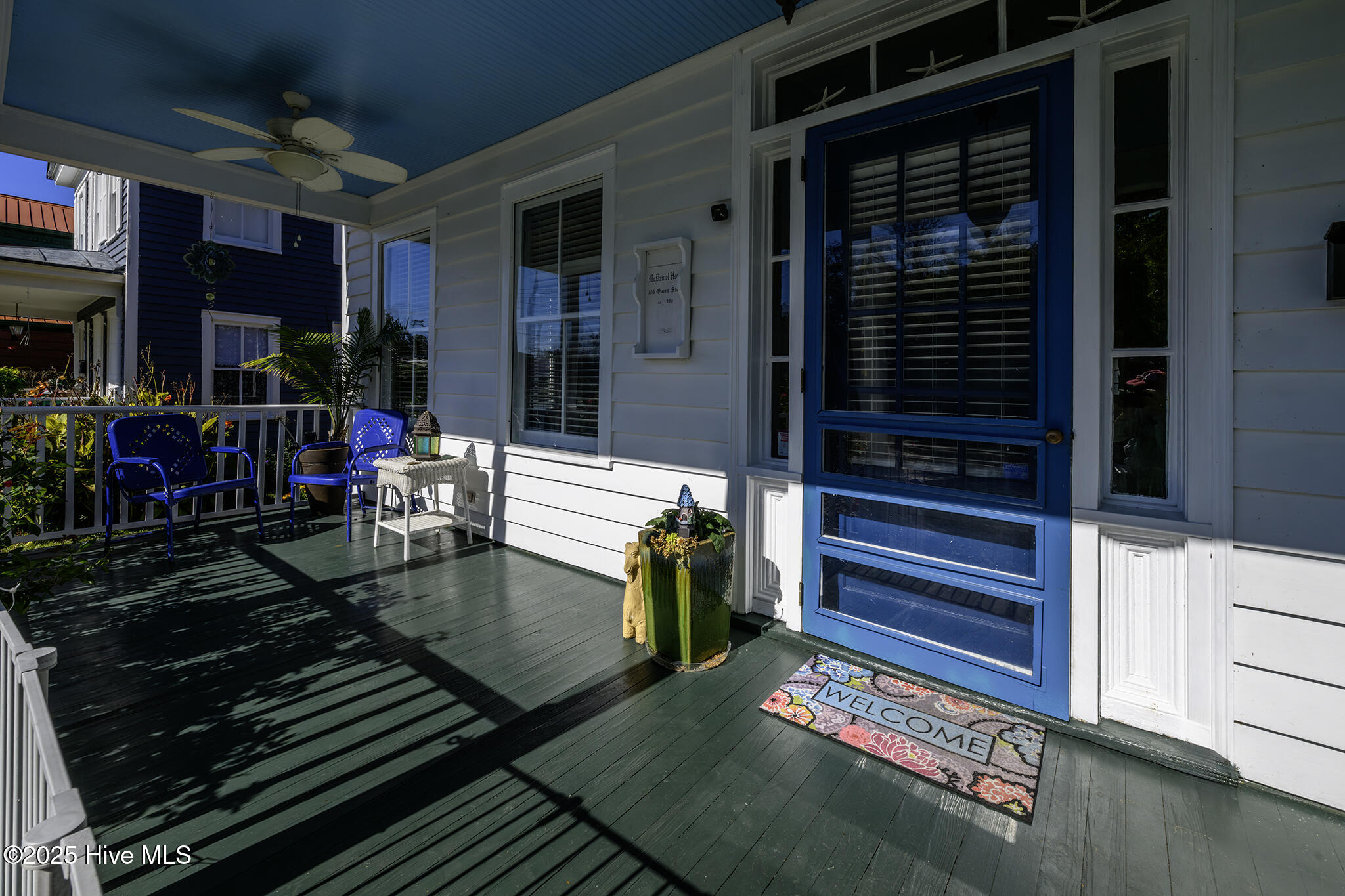 406 Queen Street New Bern, NC 28560 - Photo 59 of 69 Rocking Chair Front Porch