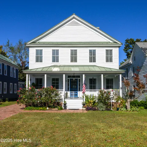 $475,000 | 406 Queen Street, New Bern, NC 28560