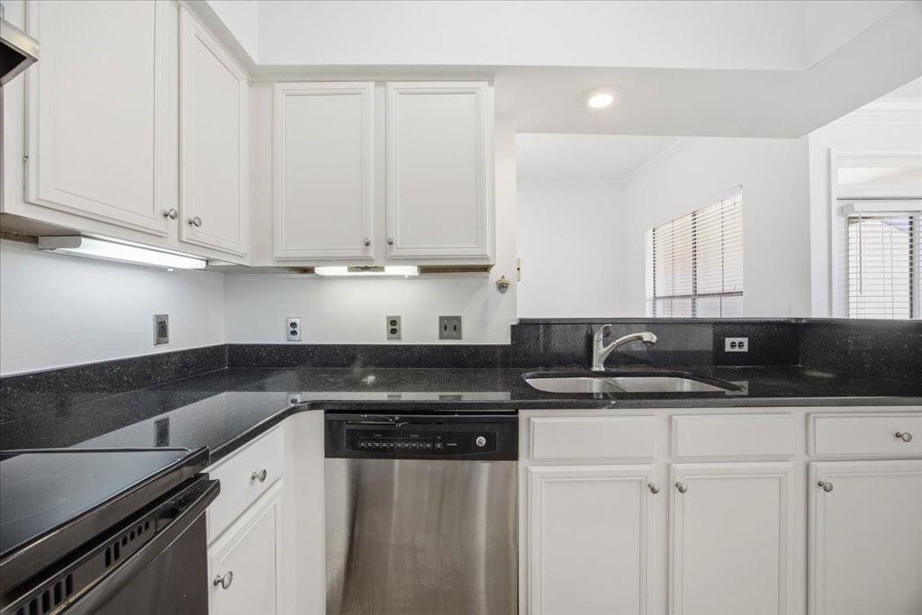 3777 Peachtree Road Northeast, Unit 1432 Brookhaven, GA 30319 - Photo 13 of 40