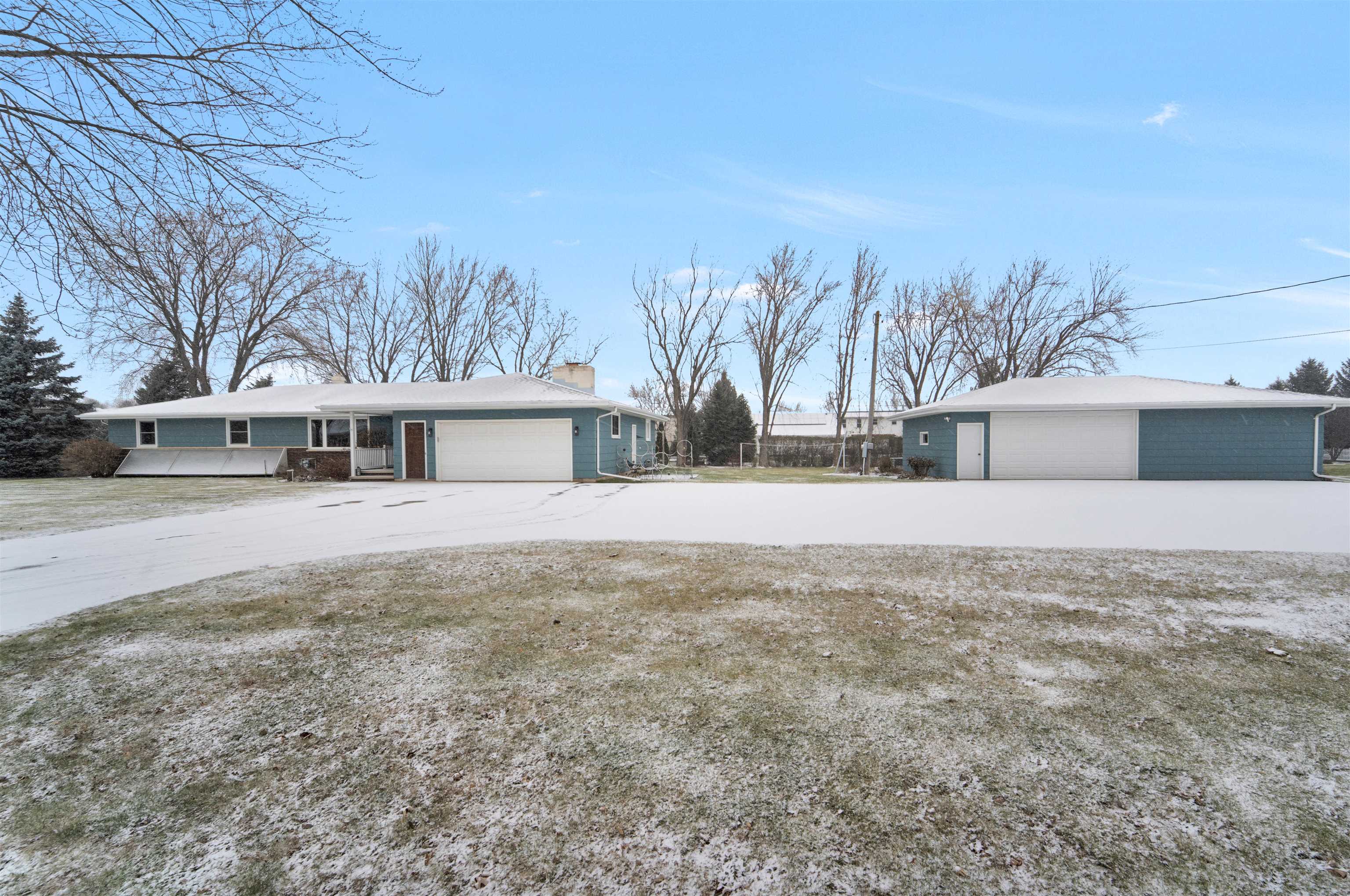 660 East Edgewood Drive Appleton, WI 54913 - Photo 1 of 1 Gallery Image 1