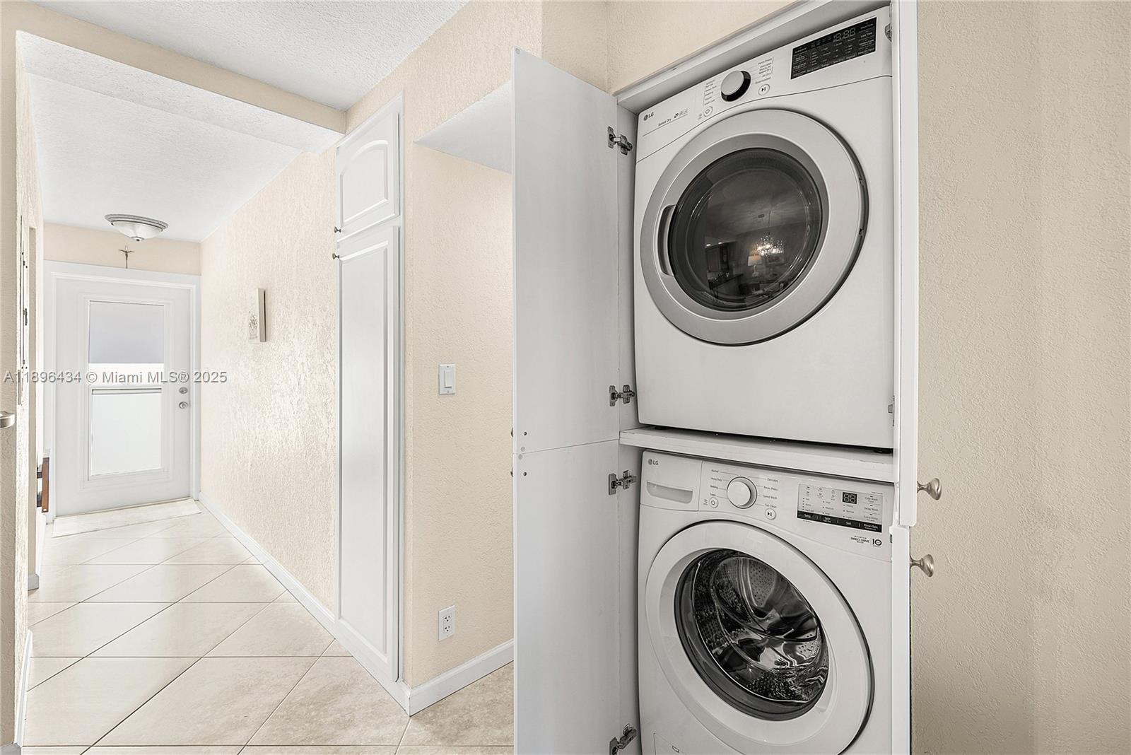 901 North Riverside Drive, Unit 3D Pompano Beach, FL 33062 - Photo 5 of 51