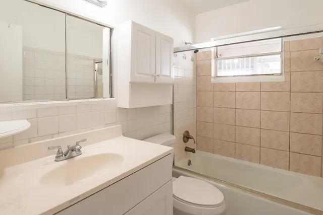 $1,750 | 832 South G Street, Lake Worth Beach, FL 33460