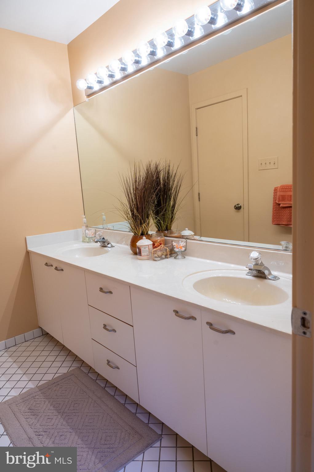 2003 Burdock Road Baltimore, MD 21209 - Photo 26 of 38