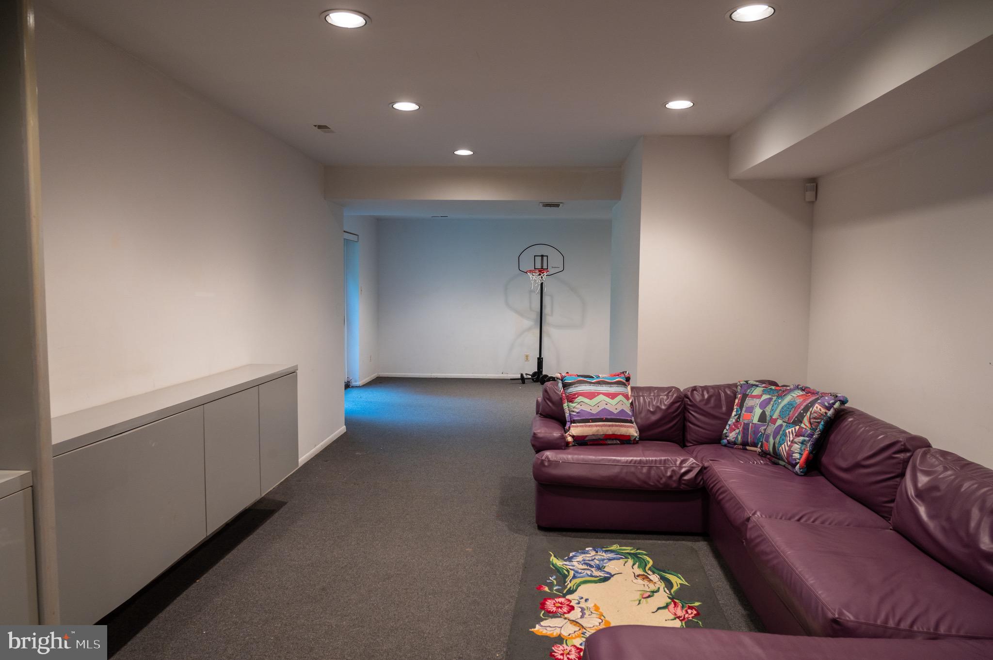 2003 Burdock Road Baltimore, MD 21209 - Photo 31 of 38