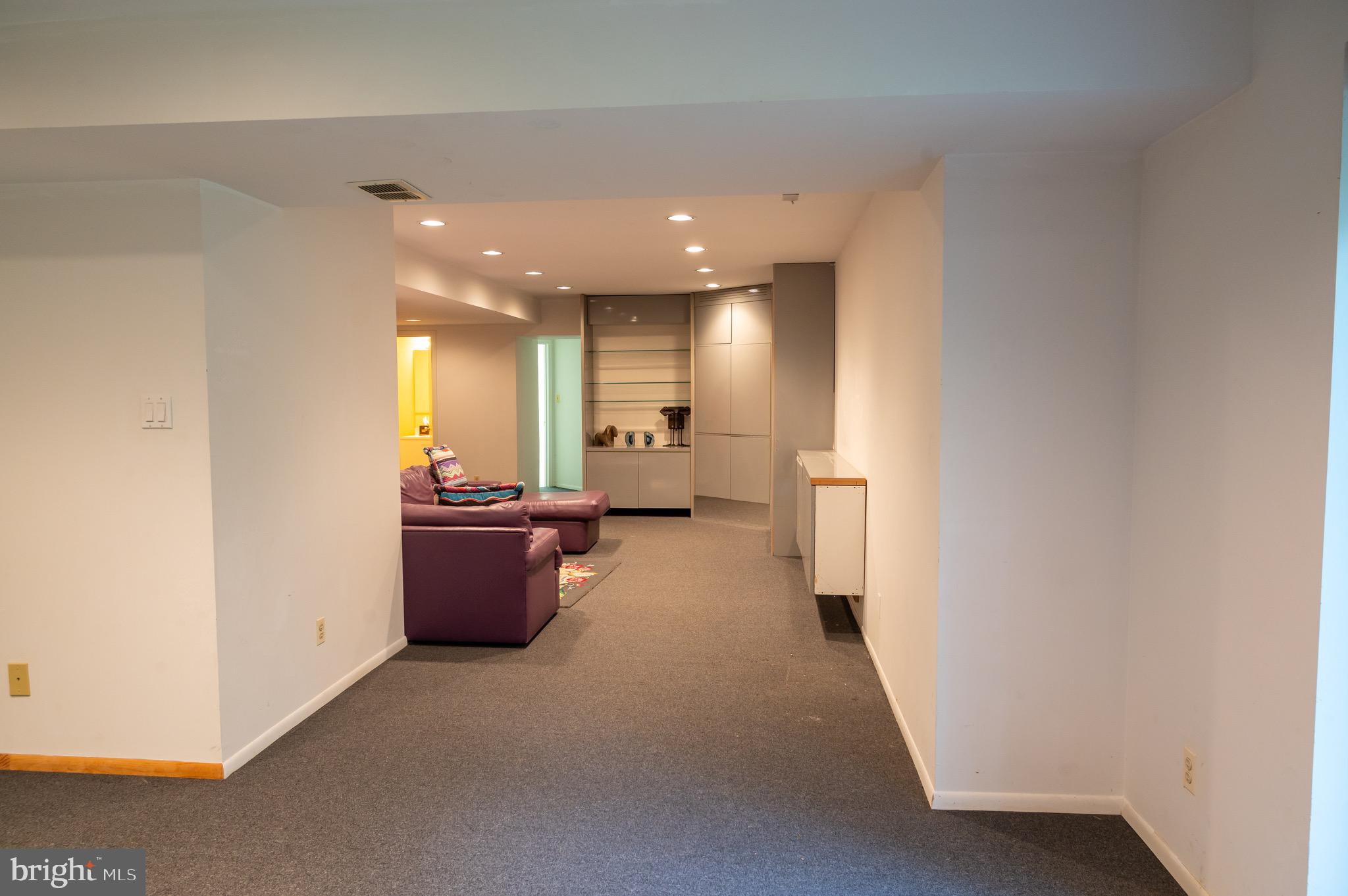 2003 Burdock Road Baltimore, MD 21209 - Photo 33 of 38