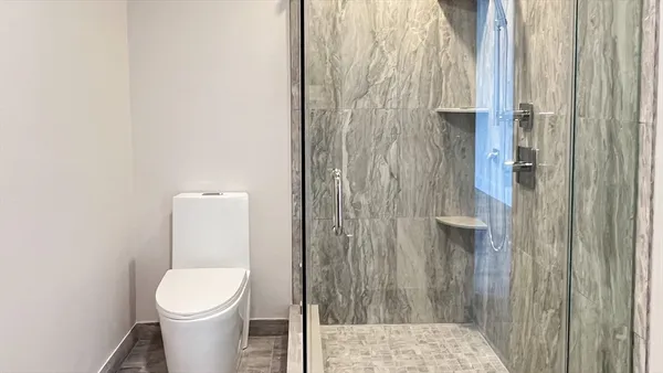 $3,100 | 131 Cambridge Street, Unit A, Burlington, MA 01803