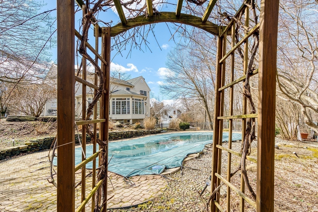 7 Carter Road Shrewsbury, MA 01545 - Photo 36 of 42 Gallery Image 36