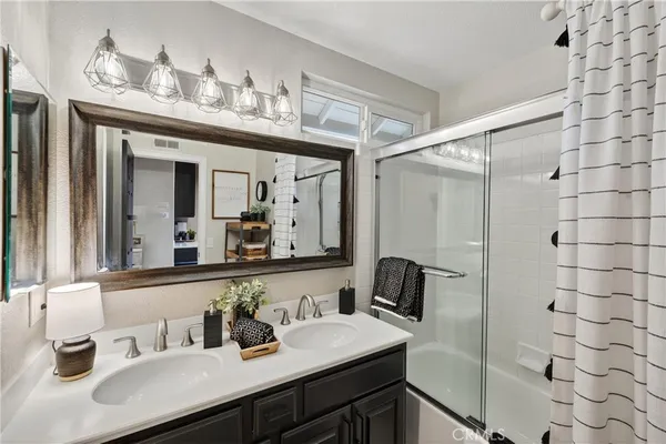 $1,574,999 | 21352 Silvertree Lane, Rancho Santa Margarita, CA 92679