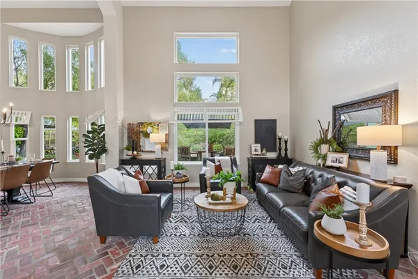 $1,574,999 | 21352 Silvertree Lane, Rancho Santa Margarita, CA 92679