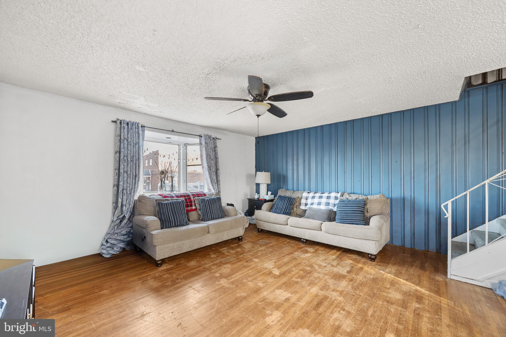 155 Meadow Lane Philadelphia, PA 19154 - Photo 5 of 23 Bright and inviting living space with charm.