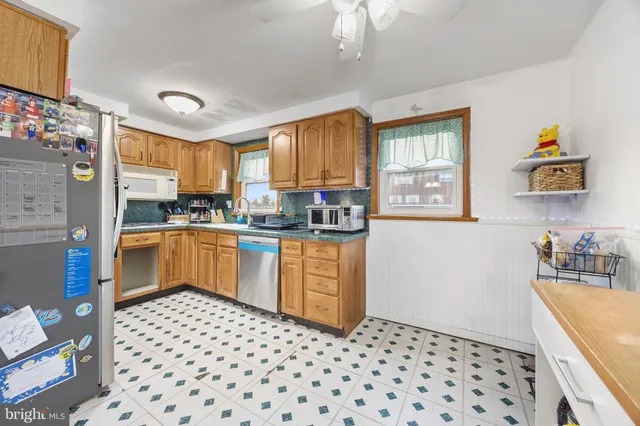 $320,000 | 155 Meadow Lane, Philadelphia, PA 19154